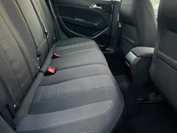 Peugeot 308 SW 1.2 PureTech Allure EAT Euro 6 (s/s) 5dr