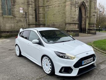 Ford Focus 2.3T EcoBoost RS AWD Euro 6 (s/s) 5dr