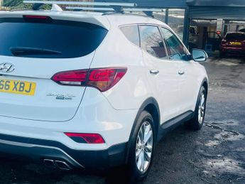 Hyundai Santa Fe 2.2 CRDi Blue Drive Premium Auto 4WD Euro 6 (s/s) 5dr (7 Seat)