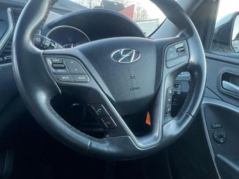 Hyundai Santa Fe 2.2 CRDi Blue Drive Premium Auto 4WD Euro 6 (s/s) 5dr (7 Seat)
