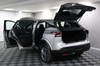 Nissan Qashqai 1.3 DIG-T MHEV Acenta Premium XTRON Euro 6 (s/s) 5dr