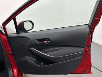 Toyota Corolla 1.8 VVT-h Icon Tech CVT Euro 6 (s/s) 5dr