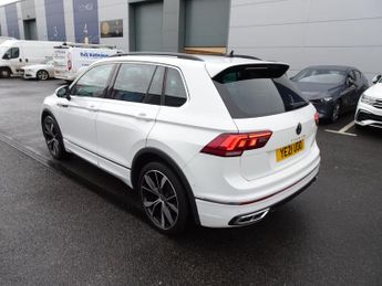 Volkswagen Tiguan 2.0 TDI R-Line DSG Euro 6 (s/s) 5dr