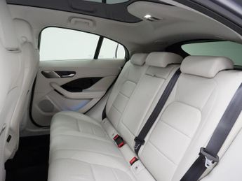 Jaguar I-PACE 400 90kWh SE Auto 4WD 5dr