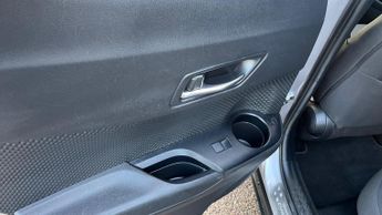 Toyota C-HR 1.8 VVT-h Design CVT Euro 6 (s/s) 5dr