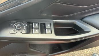 Ford Focus 1.0T EcoBoost MHEV ST-Line Vignale DCT Euro 6 (s/s) 5dr