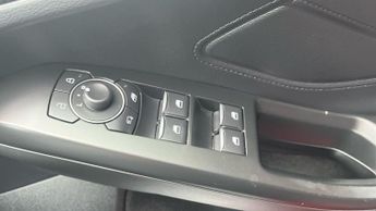 Ford Focus 1.0T EcoBoost MHEV ST-Line Vignale DCT Euro 6 (s/s) 5dr