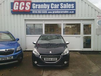 Peugeot 208 1.2 VTi Style Euro 5 5dr
