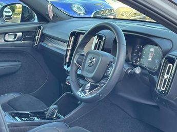 Volvo XC40 1.5 T3 R-Design Auto Euro 6 (s/s) 5dr