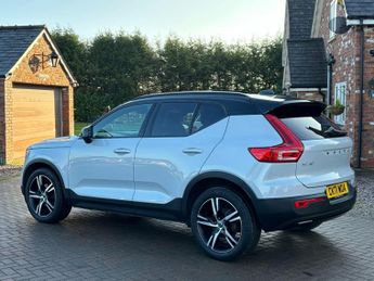 Volvo XC40 1.5 T3 R-Design Auto Euro 6 (s/s) 5dr