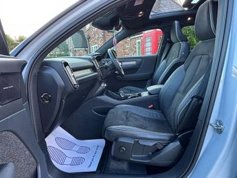 Volvo XC40 1.5 T3 R-Design Auto Euro 6 (s/s) 5dr