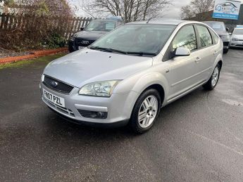 Ford Focus 1.6 Ghia 5dr