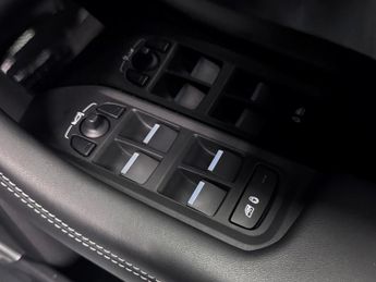 Jaguar I-PACE 400 90kWh HSE SUV 5dr Electric Auto 4WD (400 ps)