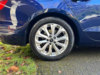 Audi A4 2.0 TDI 35 Technik S Tronic Euro 6 (s/s) 4dr