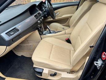 BMW 5 Series 3.0 525d SE Touring Steptronic Euro 4 5dr