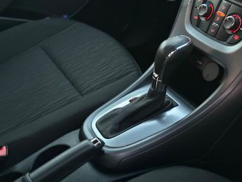 Vauxhall Astra 1.6i Tech Line Auto Euro 6 5dr