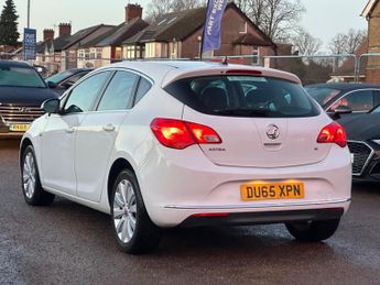 Vauxhall Astra 1.6i Tech Line Auto Euro 6 5dr