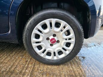 Fiat Panda 0.9 TwinAir Easy Dualogic Euro 6 (s/s) 5dr