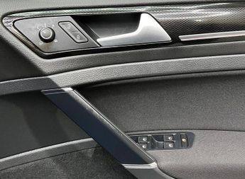 Volkswagen Golf 2.0 TDI BlueMotion Tech GT DSG Euro 5 (s/s) 5dr