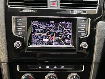 Volkswagen Golf 2.0 TDI BlueMotion Tech GT DSG Euro 5 (s/s) 5dr