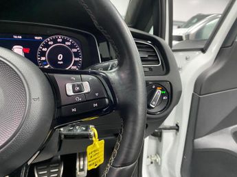 Volkswagen Golf 2.0 TSI R DSG 4Motion Euro 6 (s/s) 5dr