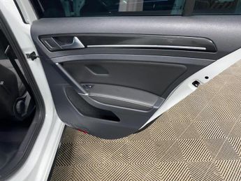 Volkswagen Golf 2.0 TSI R DSG 4Motion Euro 6 (s/s) 5dr