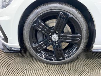 Volkswagen Golf 2.0 TSI R DSG 4Motion Euro 6 (s/s) 5dr