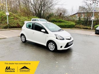 Toyota AYGO 1.0 VVT-i Active Plus Euro 5 5dr