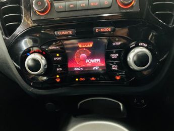Nissan Juke 1.6 Acenta CVT Euro 5 5dr