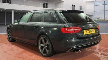 Audi A4 Avant 2.0 TDI Black Edition S Tronic quattro Euro 5 (s/s) 5dr