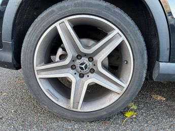 Mercedes-Benz GLA 2.1 GLA220d AMG Line (Premium Plus) 7G-DCT 4MATIC Euro 6 (s/s) 5