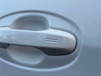 Toyota Yaris 1.33 Dual VVT-i Trend Multidrive S Euro 5 5dr