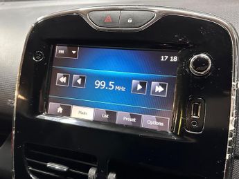Renault Clio 0.9 TCe Dynamique S MediaNav Euro 5 (s/s) 5dr