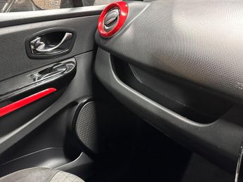 Renault Clio 0.9 TCe Dynamique S MediaNav Euro 5 (s/s) 5dr
