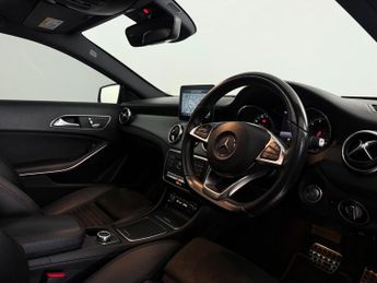 Mercedes-Benz GLA 1.6 GLA200 AMG Line (Premium Plus) 7G-DCT Euro 6 (s/s) 5dr