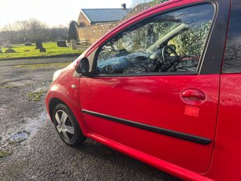 Peugeot 107 1.0 12V Urban 2 Tronic Euro 4 3dr