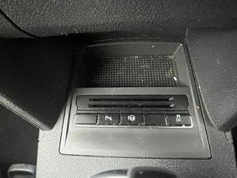 Volkswagen Touran 1.6 TDI SE DSG Euro 5 5dr