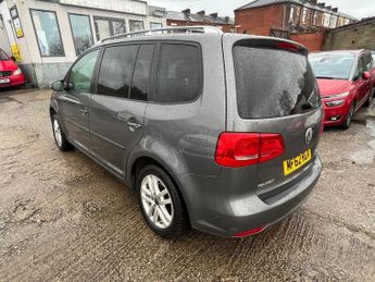 Volkswagen Touran 1.6 TDI SE DSG Euro 5 5dr