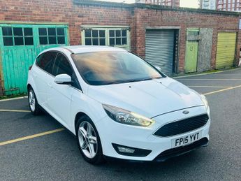 Ford Focus 1.6 Zetec Powershift Euro 6 5dr