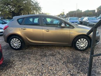 Vauxhall Astra 1.6 16v Exclusiv Auto Euro 5 5dr