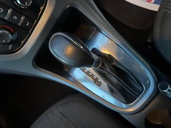 Vauxhall Astra 1.6 16v Exclusiv Auto Euro 5 5dr