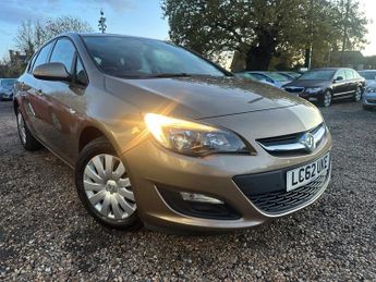 Vauxhall Astra 1.6 16v Exclusiv Auto Euro 5 5dr
