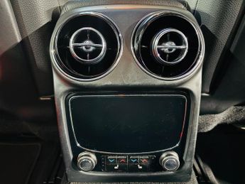 Jaguar XJ 3.0d V6 Luxury Auto Euro 5 (s/s) 4dr