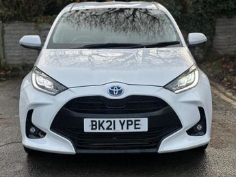 Toyota Yaris 1.5 VVT-h Design E-CVT Euro 6 (s/s) 5dr