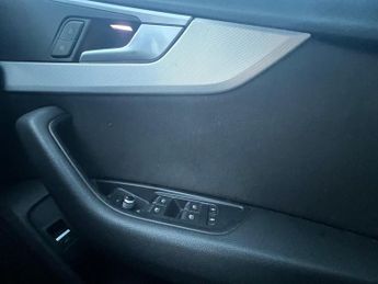 Audi A4 2.0 TDI ultra Sport S Tronic Euro 6 (s/s) 4dr