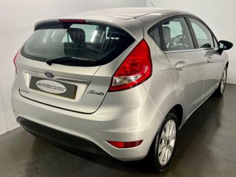 FORD FIESTA 1.4 Zetec Hatchback 5dr Petrol Automatic (154 g/km, 94 bhp) 12 M