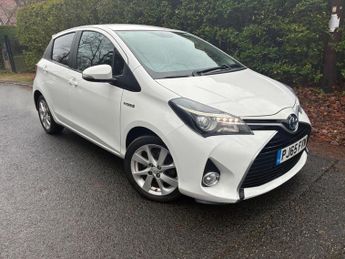 Toyota Yaris 1.5 VVT-h Sport E-CVT Euro 6 5dr