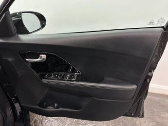 Kia Niro 1.6 GDi 2 DCT Euro 6 (s/s) 5dr