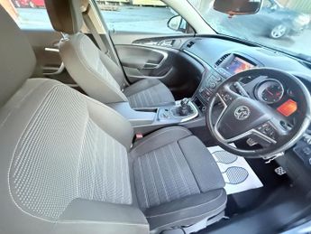 Vauxhall Insignia 2.0 CDTi ecoFLEX SRi Nav Euro 5 (s/s) 5dr