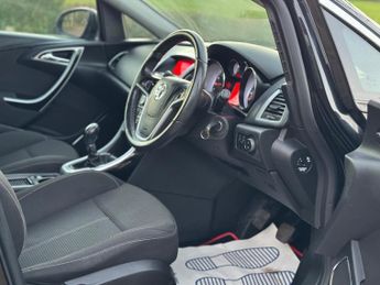Vauxhall Astra 1.6 16v SRi Euro 5 5dr